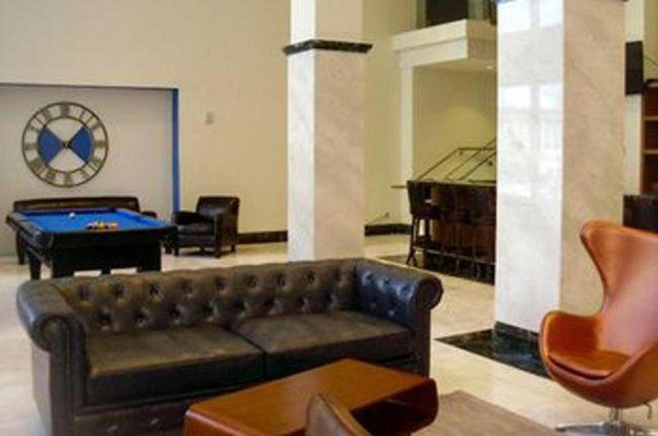 Comfort Inn & Suites - Kew Gardens Near La Guardia Airport Nueva York Exterior foto