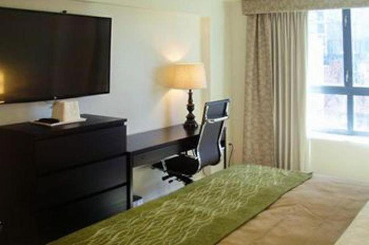 Comfort Inn & Suites - Kew Gardens Near La Guardia Airport Nueva York Exterior foto